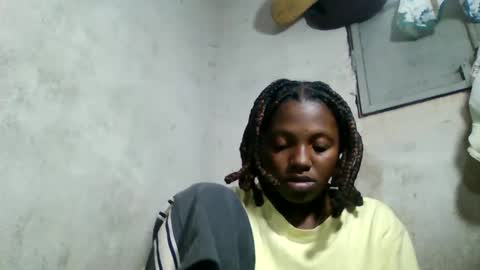 clarisse98 online show from March 2026 12:49:01 PM