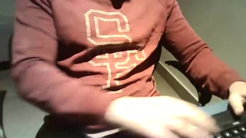 clark_ent online show from October 2025 02:42:01 AM