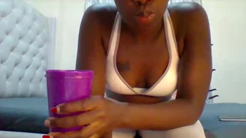 Snapshot of classic_carmen chatting on June 2026 03:39:02 PM carmen online show from June 2026 03:39:02 PM
