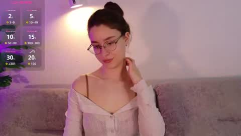 Snapshot of classy____ chatting on June 2026 05:11:02 PM Cassy Classy online show from June 2026 05:11:02 PM