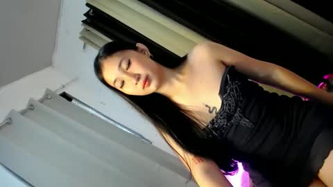 MIKAY OR MIKAH online show from February 2025 03:51:01 AM