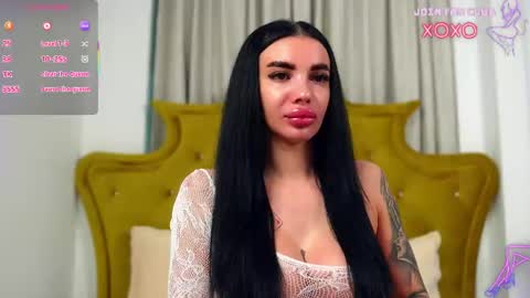 Snapshot of classybarby__ chatting on June 2026 04:24:01 AM Velma online show from June 2026 04:24:01 AM