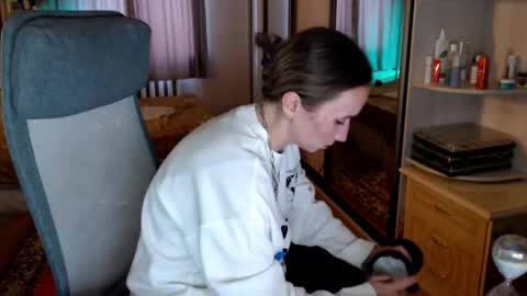 classyinna online show from January 2026 10:20:02 AM