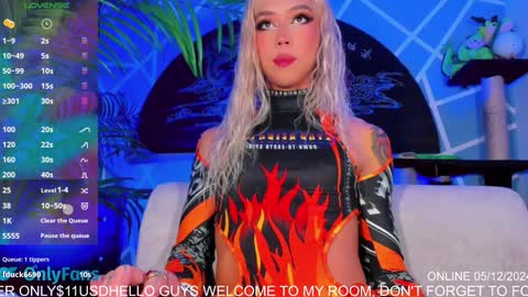 Snapshot of claudia_cooper chatting on December 2024 04:14:02 AM online show from December 2024 04:14:02 AM