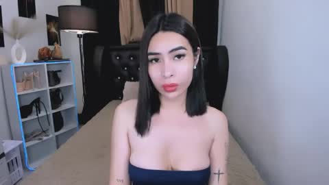 Snapshot of claudia_empress chatting on April 2026 06:42:02 PM Naughty Claudia online show from April 2026 06:42:02 PM