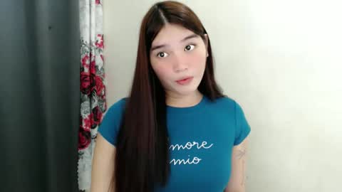Snapshot of claudia_slut chatting on October 2025 02:48:01 PM Claudia online show from October 2025 02:48:01 PM