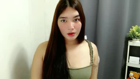 Snapshot of claudia_slut chatting on October 2025 07:02:02 PM Claudia online show from October 2025 07:02:02 PM
