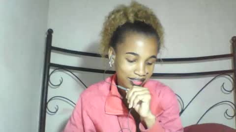 claudianne online show from May 2026 06:53:01 AM