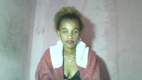 Snapshot of claudiannah chatting on June 2026 07:05:01 PM claudianne online show from June 2026 07:05:01 PM