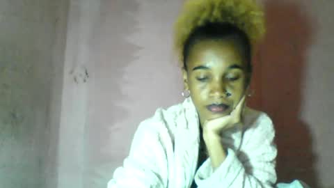 Snapshot of claudiannah chatting on July 2026 06:48:02 AM claudianne online show from July 2026 06:48:02 AM