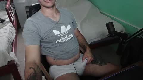 Snapshot of claudivando chatting on June 2026 10:28:02 AM Claudio online show from June 2026 10:28:02 AM