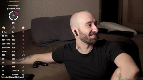 Snapshot of claudrainwall chatting on November 2025 11:59:02 PM Claud online show from November 2025 11:59:02 PM