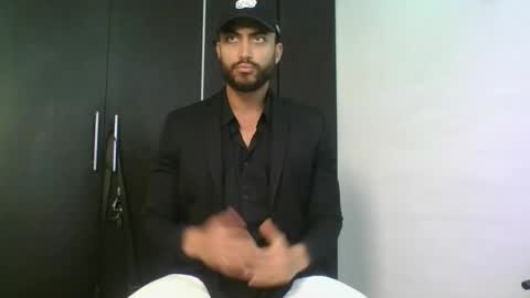 Snapshot of claybrown_ chatting on May 2026 03:20:02 PM Clay online show from May 2026 03:20:02 PM