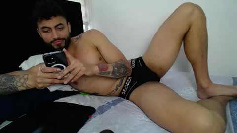 Snapshot of claybrown_ chatting on June 2026 02:12:02 PM Clay online show from June 2026 02:12:02 PM