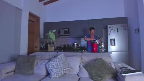 claytonburgues online show from February 2025 02:42:02 AM