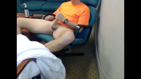 Snapshot of clayyalc2 chatting on February 2025 11:32:01 PM clayyalc2 online show from February 2025 11:32:01 PM