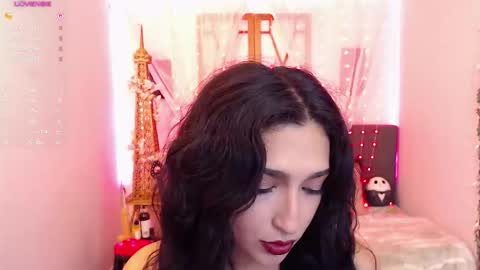 Cleo  online show from November 2025 08:05:01 PM