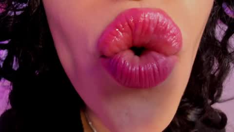 Snapshot of cleo_foxx chatting on April 2026 11:16:01 AM Cleo online show from April 2026 11:16:01 AM