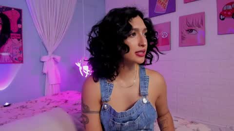 Snapshot of cleo_foxx chatting on April 2026 11:45:02 AM Cleo online show from April 2026 11:45:02 AM
