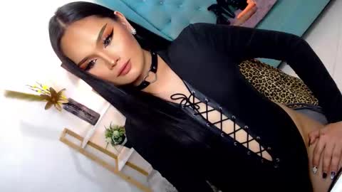 Snapshot of cleofex chatting on November 2025 12:44:02 AM Cleo online show from November 2025 12:44:02 AM