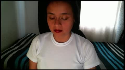 Zoe online show from June 2026 06:52:01 PM