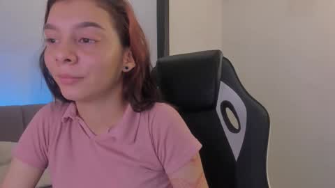 cleowhite_ online show from February 2026 09:00:02 PM