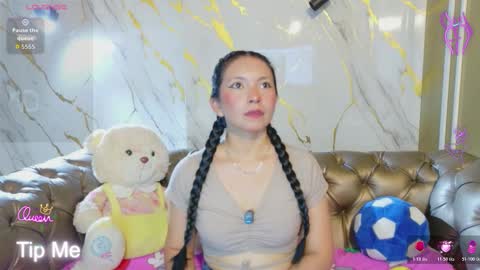 Cloe online show from February 2026 03:35:01 AM