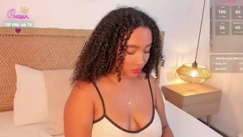 Snapshot of cloe_25 chatting on July 2026 02:18:01 AM cloe_25 online show from July 2026 02:18:01 AM