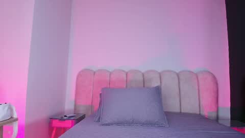 Cloe  Stanfort online show from November 2025 07:13:02 PM