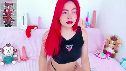 Snapshot of cloee_lovee chatting on July 2026 02:04:01 AM cloee lovee online show from July 2026 02:04:01 AM