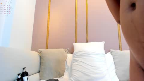 Cloe online show from February 2025 03:47:02 PM