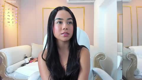 Cloe online show from February 2025 12:06:02 PM