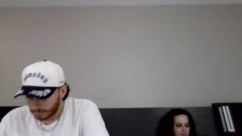 Snapshot of cloudyydayzz chatting on April 2026 10:12:02 PM tallhungandcloudy online show from April 2026 10:12:02 PM