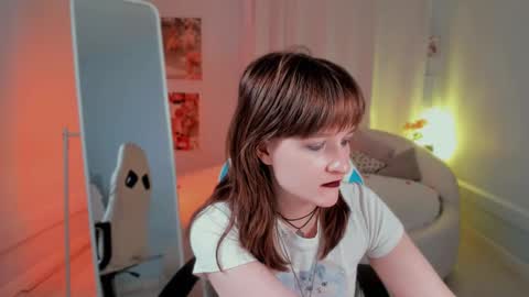  Clover  follow me  online show from February 2025 05:21:01 PM