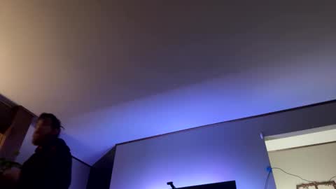 cloverboy1988 online show from November 2025 01:00:01 PM