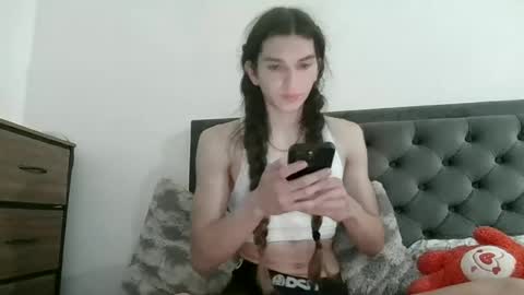 Snapshot of cluv777 chatting on July 2026 06:23:01 PM cluv777 online show from July 2026 06:23:01 PM