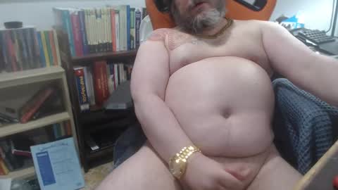 Snapshot of clyde_money chatting on January 2025 01:37:02 AM Clyde Money online show from January 2025 01:37:02 AM