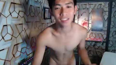 clyde_twinkx online show from September 2025 04:52:02 PM