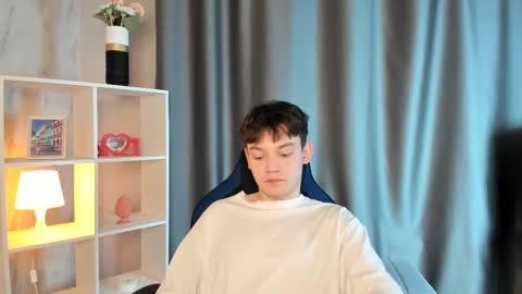 Snapshot of clydeweaver chatting on January 2025 09:11:02 PM Jacob online show from January 2025 09:11:02 PM