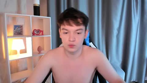 Snapshot of clydeweaver chatting on January 2025 12:20:01 AM Jacob online show from January 2025 12:20:01 AM