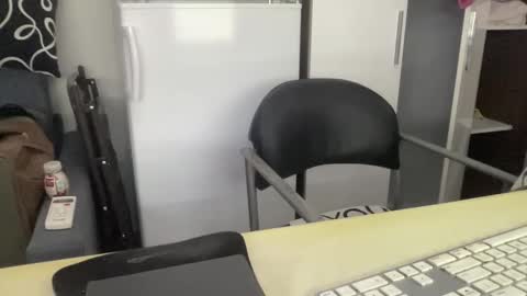 Snapshot of coach_karl chatting on November 2025 12:53:02 PM Coach Karl Porn Star Tip me all the way to my next trip online show from November 2025 12:53:02 PM