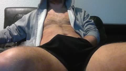 Snapshot of cocka_billy chatting on January 2026 11:40:01 PM cocka_billy online show from January 2026 11:40:01 PM