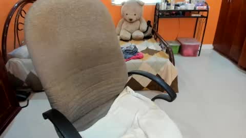 Snapshot of cocktits69 chatting on June 2026 11:26:01 PM titanis online show from June 2026 11:26:01 PM