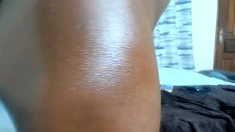 Snapshot of coco_leila chatting on February 2025 06:20:01 AM coco_leila online show from February 2025 06:20:01 AM