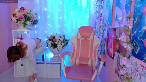 Snapshot of coconut_mia chatting on May 2026 03:28:01 PM Mia online show from May 2026 03:28:01 PM