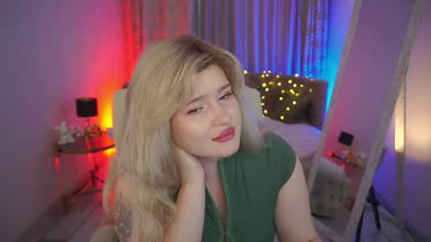 Snapshot of cocosecretss chatting on July 2026 10:21:02 AM onlyfans amyleyy online show from July 2026 10:21:02 AM