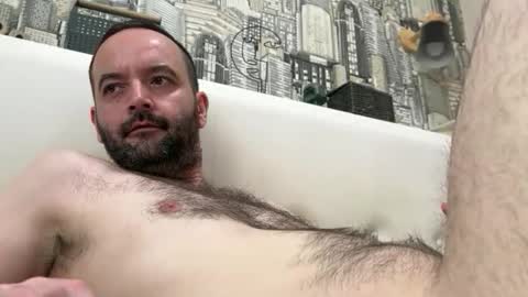 colambus83 online show from March 2026 06:52:01 AM