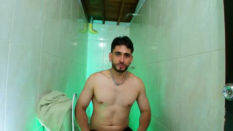 Snapshot of colin_stone chatting on October 2025 11:13:02 PM colin_stone online show from October 2025 11:13:02 PM