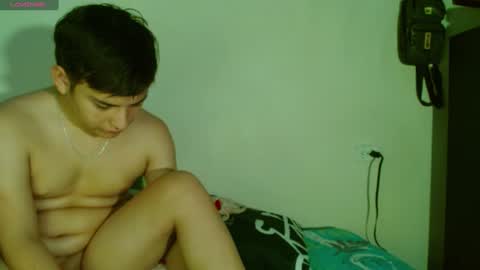 colin_valentina1 online show from December 2024 06:50:01 PM