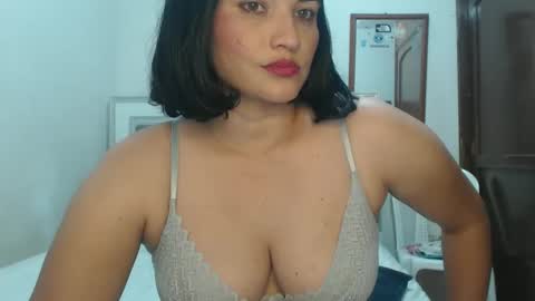 viviana online show from April 2026 08:55:01 PM